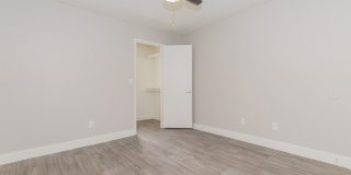 Rise Broadway Gallery 60