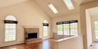 43520 LUCKETTS BRIDGE Circle 43520 LUCKETTS BRIDGE Circle Gallery 4