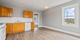 203 S SPRINGFIELD Road Gallery 3