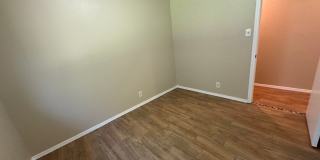 NORTHWEST  |  EXCELLENT LOCATION  |  FRESH PAINT INSIDE & OUTSIDE (July 2026)  |  SINGLE STORY  |  SHED Gallery 34