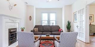 Stunning Victorian Duplex for Rent Gallery 19