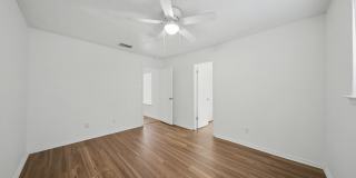 1402 Rose Ave Gallery 10