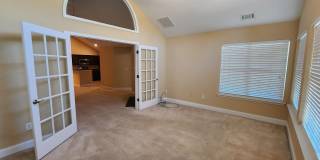 402 Nandina Court Gallery 6