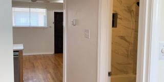 2855 St. Charles Ave. Gallery 10