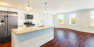 Charming 5 Bedroom-1/2 off First Month Rent Gallery 17