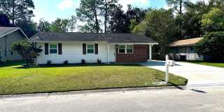 3 Bedroom home located in the Golf Cart District of Ocean Springs Gallery 1