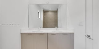 8037 NW 42nd St Gallery 32