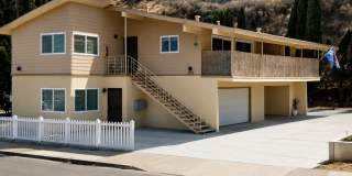 2812 Reynard Way Gallery 3