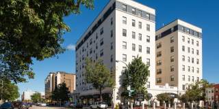 Columbia Uptown Apartments Gallery 12