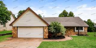 6025 Northwest 84th Place Gallery 1