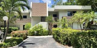 4017 N CYPRESS Drive Gallery 1