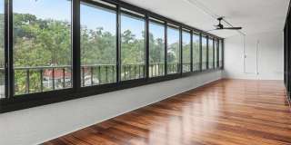 3211 W SWANN AVENUE Gallery 20