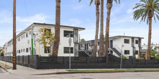 Echo Lake Apartments Gallery 1