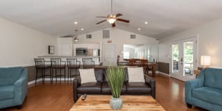 Sky Harbor Apartments Gallery 7