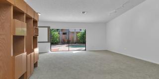 Beautiful home in quiet neighborhood Gallery 29