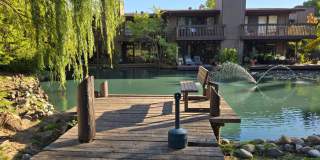 Charming Waterfront 1-Bedroom Condo for Rent in Timberlake Community Gallery 1