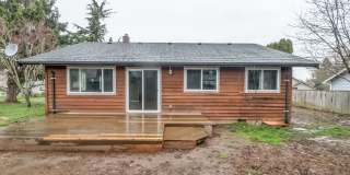 Beautiful, Spacious 4-bedroom home in Ferndale! Gallery 13