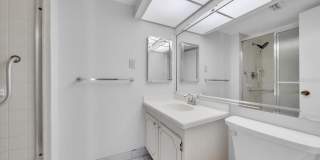 660 ISLAND Way Gallery 29