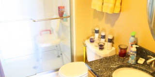 Beautiful 4 Bedroom/2 Bathroom Home In Shakopee-AVAILABLE 7/1 Gallery 1