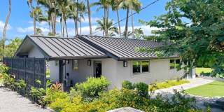 Island Living in a Renovated 2-Bed, 2-Bath Unfurnished Maui Meadows Retreat Gallery 1