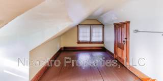 2097 Summit Street Gallery 5