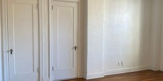 New King Edward Gallery 414