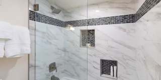 THE BAYSIDE Gallery 17