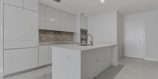 711 NE 23 TERRACE Gallery 5