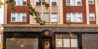 5836 W Madison St Gallery 20