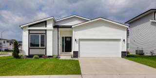 MODERN COMFORT!! 3 Bedroom, 2 Bathroom Home in Ankeny! Gallery 1