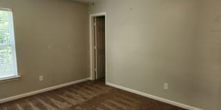 Quaint 4-Bedroom Home Gallery 14
