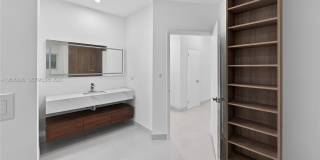 1101 S Shore Dr Gallery 20