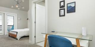 Fully furnished 1 bedroom! Gallery 25
