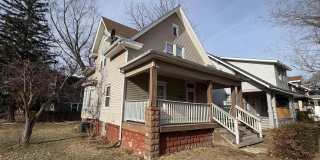 2403 N PEORIA Street Gallery 1