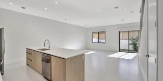 4208 NE 7th Terrace Gallery 2