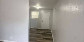 1305 W 6th St #1-4 Gallery 4