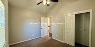Ranch in Lee's Summit For Lease - Crisp, Clean and New! Gallery 18