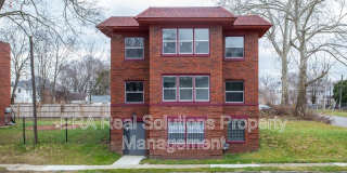 1092 Oakwood Avenue Gallery 1