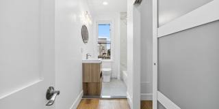908 REED Street Gallery 27