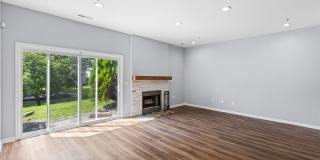 1314 Chanticleer Gallery 13