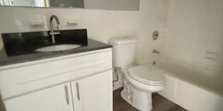 Fully Renovated Modern Apartments Gallery 39