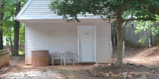 Adorable Studio Cottage in Central Gallery 1