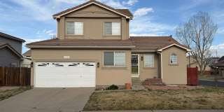 Spacious and Bright 3BD Home in Denver - Available Now Gallery 28