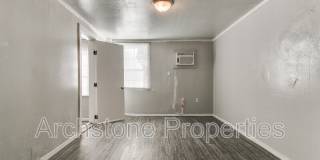 1233 North Grand Boulevard Gallery 27