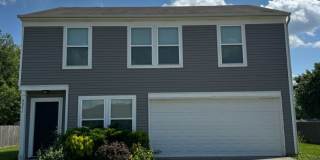 Columbus IN  - 3 BR home with loft Gallery 1
