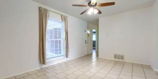 Great Location in the Heart of Schertz! Gallery 4