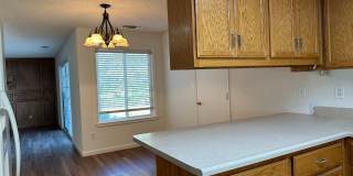 Mature dog considered. Nice home, convenient location off Placer & Wisconsin, Rdg. Gallery 17