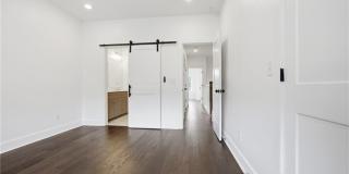 211 Bass Street SW Gallery 27