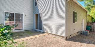 Delightful 3 Bed | 2.5 Bath Townhome | Beaverton | Minutes to Shopping, Dining & Parks | Prime Location Delightful 3 Bed | 2.5 Bath Townhome | Beaverton | Minutes to Shopping, Dining & Parks | Prime Location Gallery 21