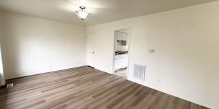 995 South 400 East - 1003 Gallery 17